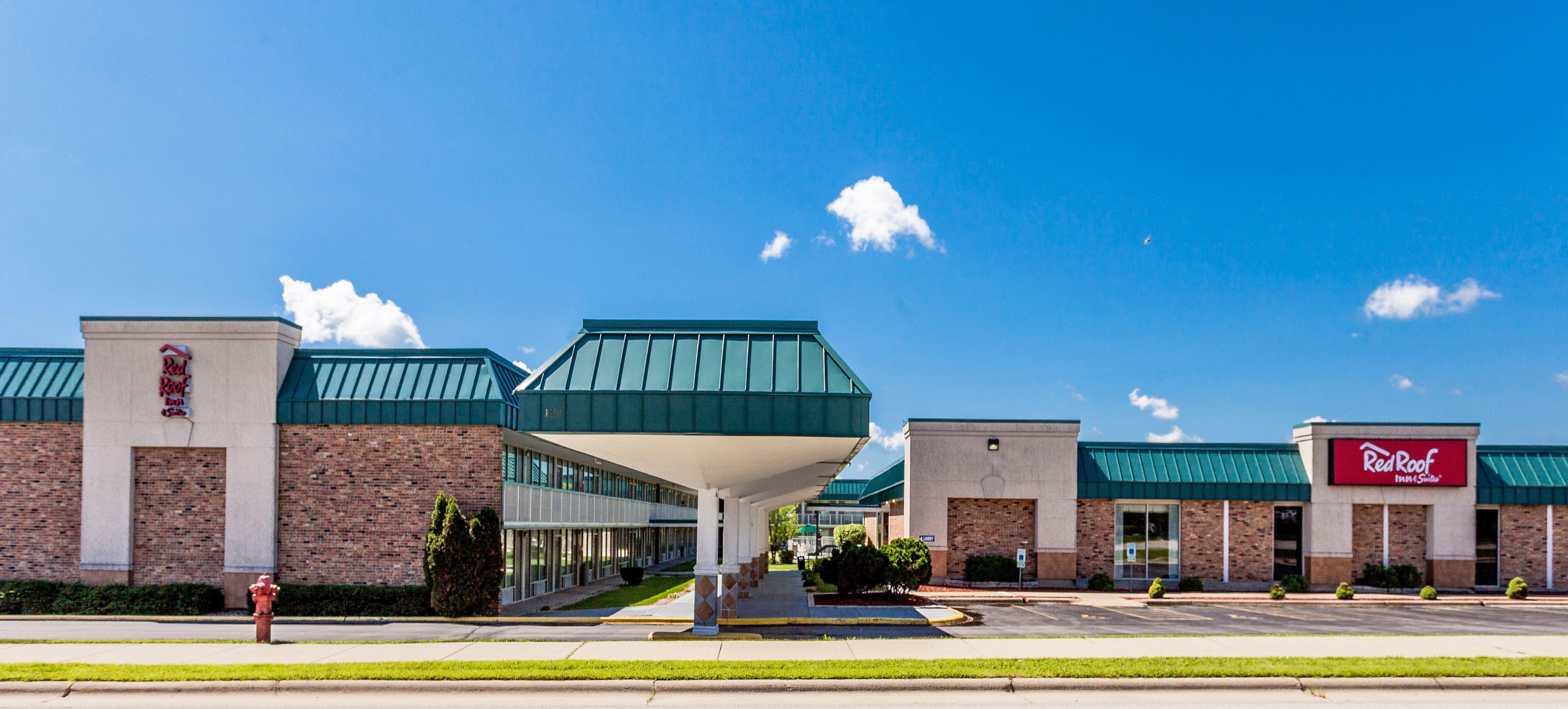 Red Roof Inn & Suites Dekalb Dış mekan fotoğraf