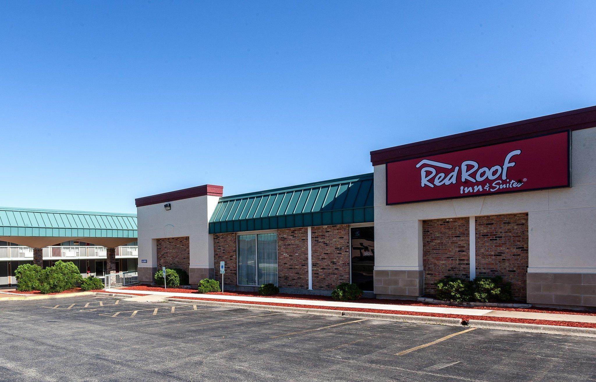 Red Roof Inn & Suites Dekalb Dış mekan fotoğraf
